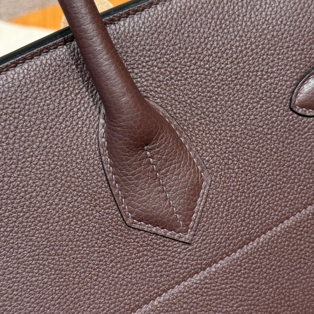 Hermès HAC 40 Chocolat Togo Leather Travel Bag with Gold Hardware